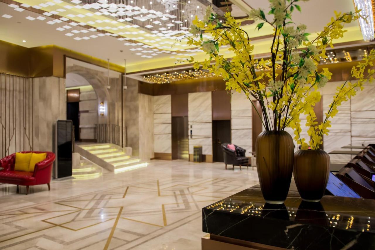 Yitel Premium Hotel Shanghai Exterior photo